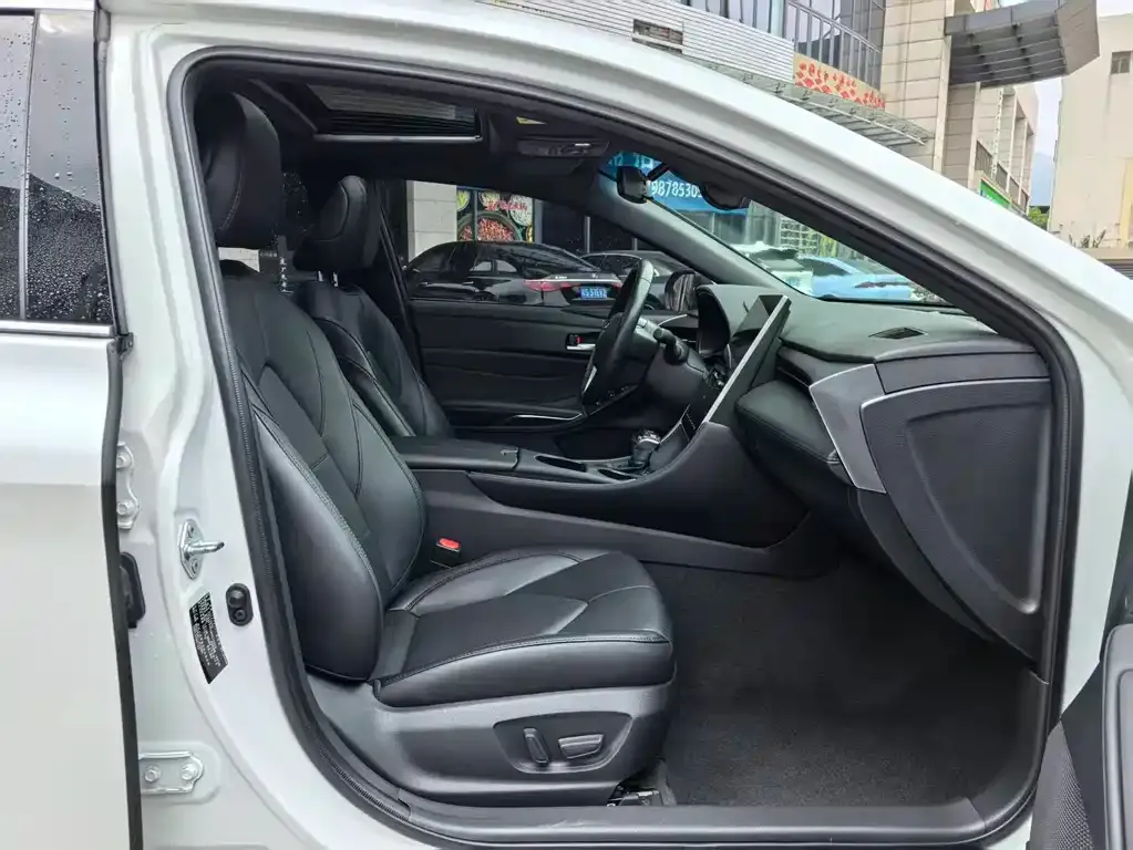 Toyota Avalon 2023 из CN, фото 7