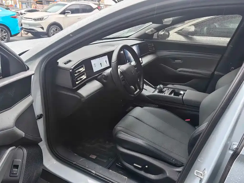 BYD Qin L 2025 из CN, фото 4