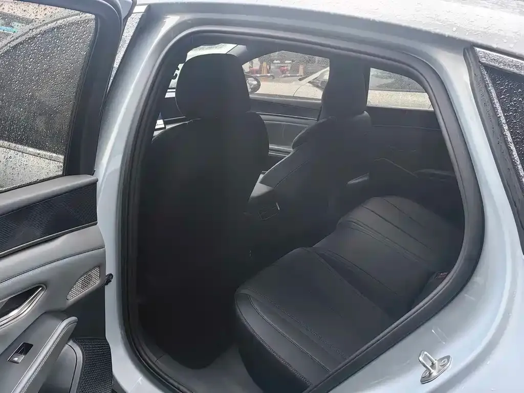 BYD Qin L 2025 из CN, фото 2