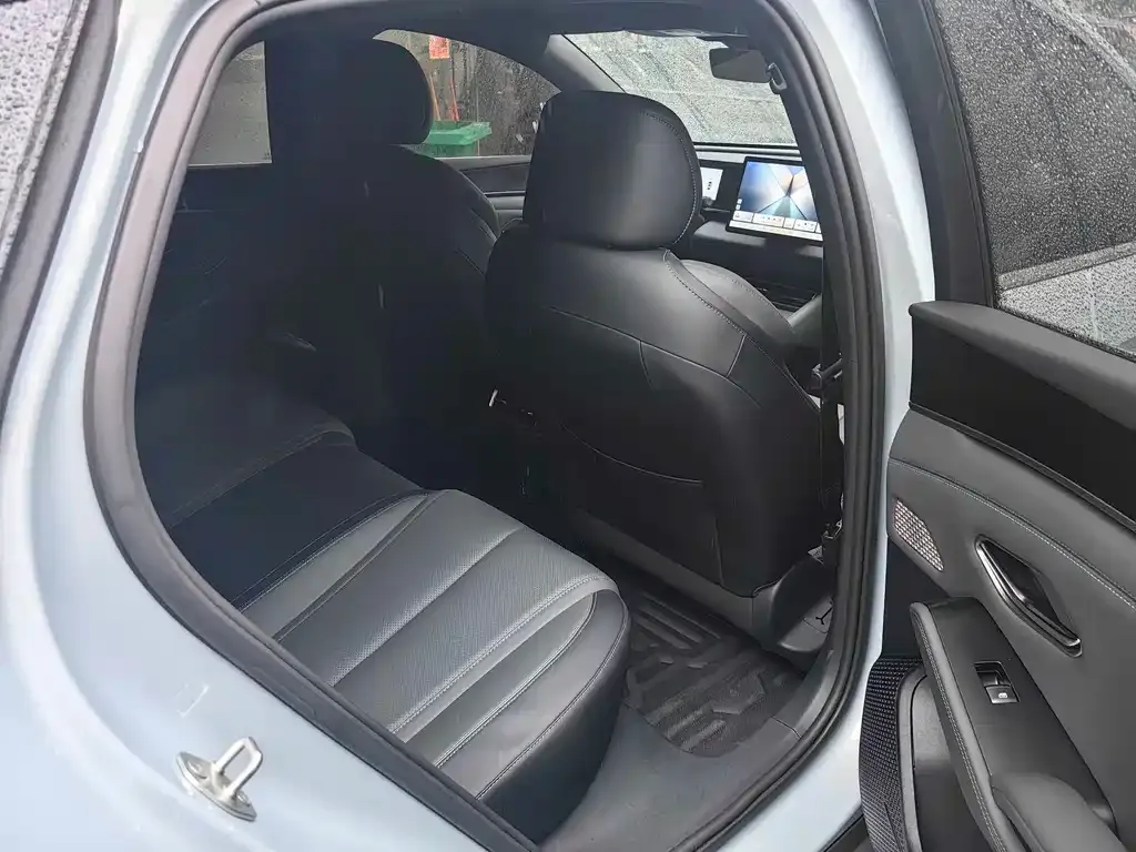 BYD Qin L 2025 из CN, фото 3