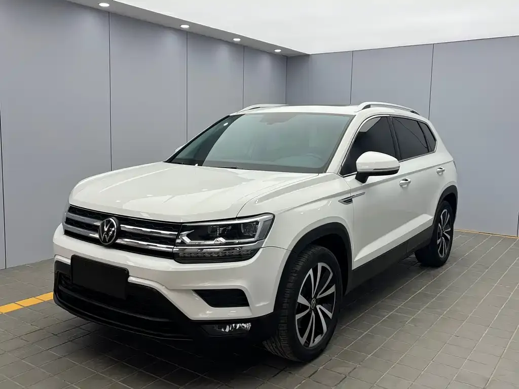 Volkswagen Tharu — фото 1
