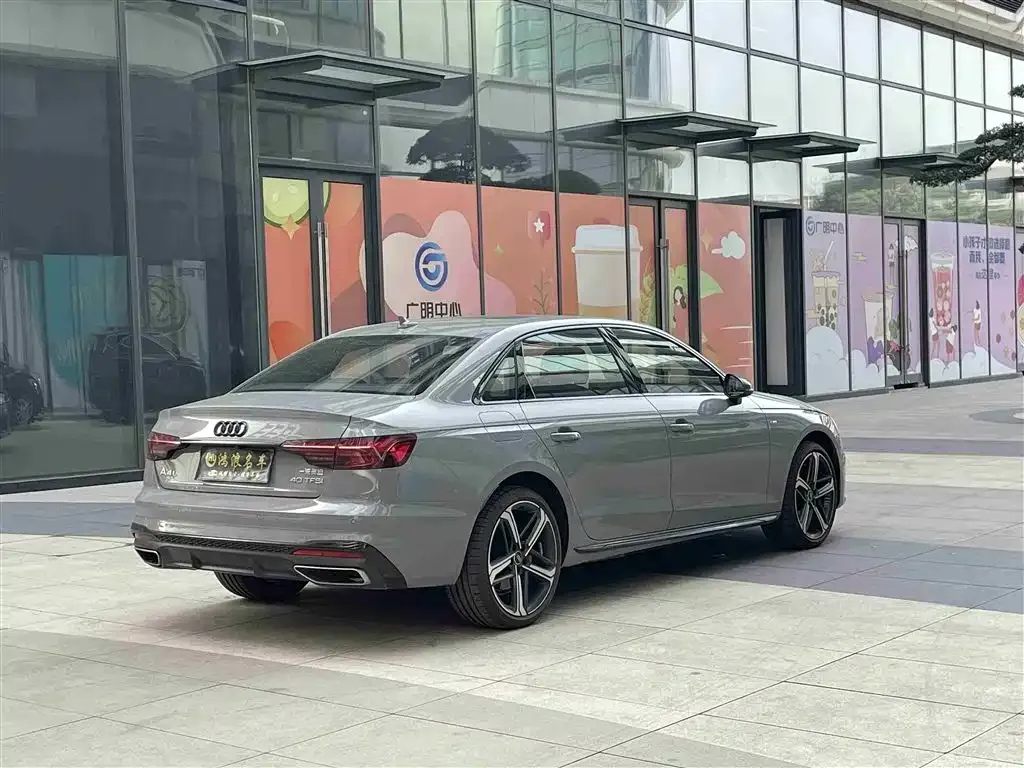 Audi A4L 2024 из CN, фото 5