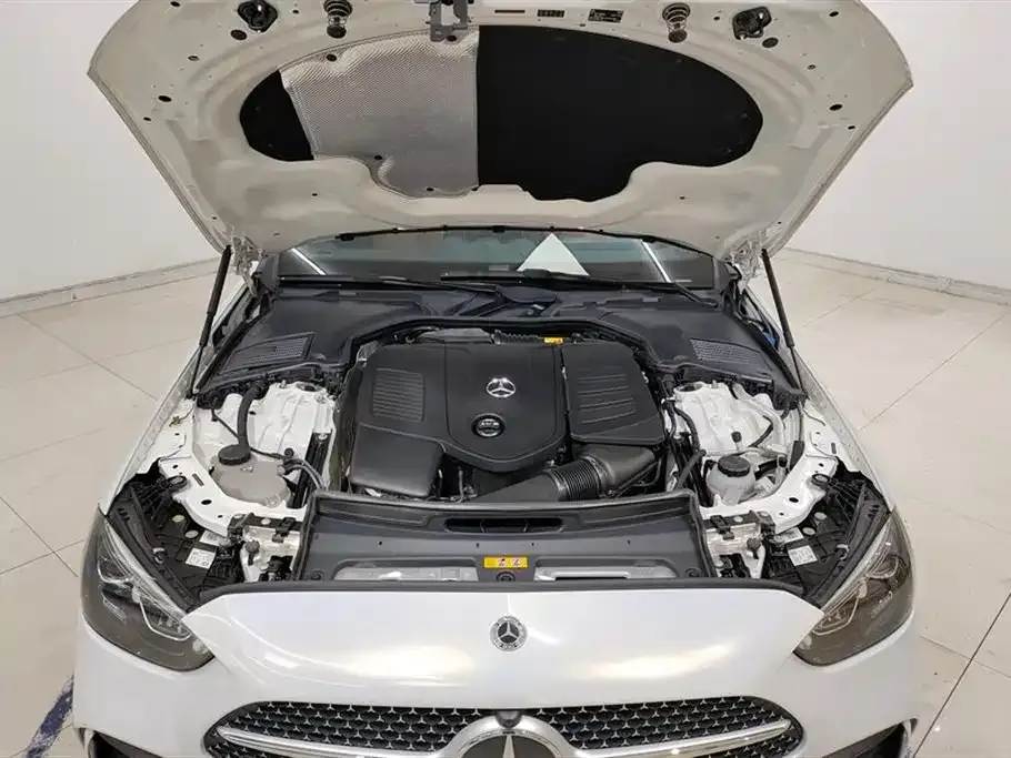 Mercedes-Benz C-Class — фото 10