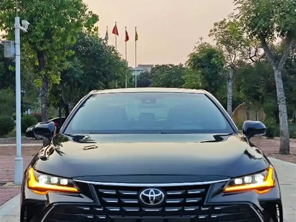 Toyota Avalon 2023 из CN, фото 6