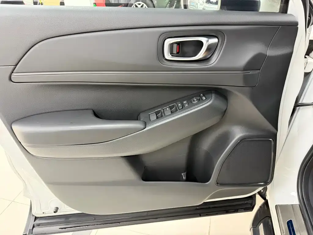 Honda Vezel 2023 из CN, фото 3