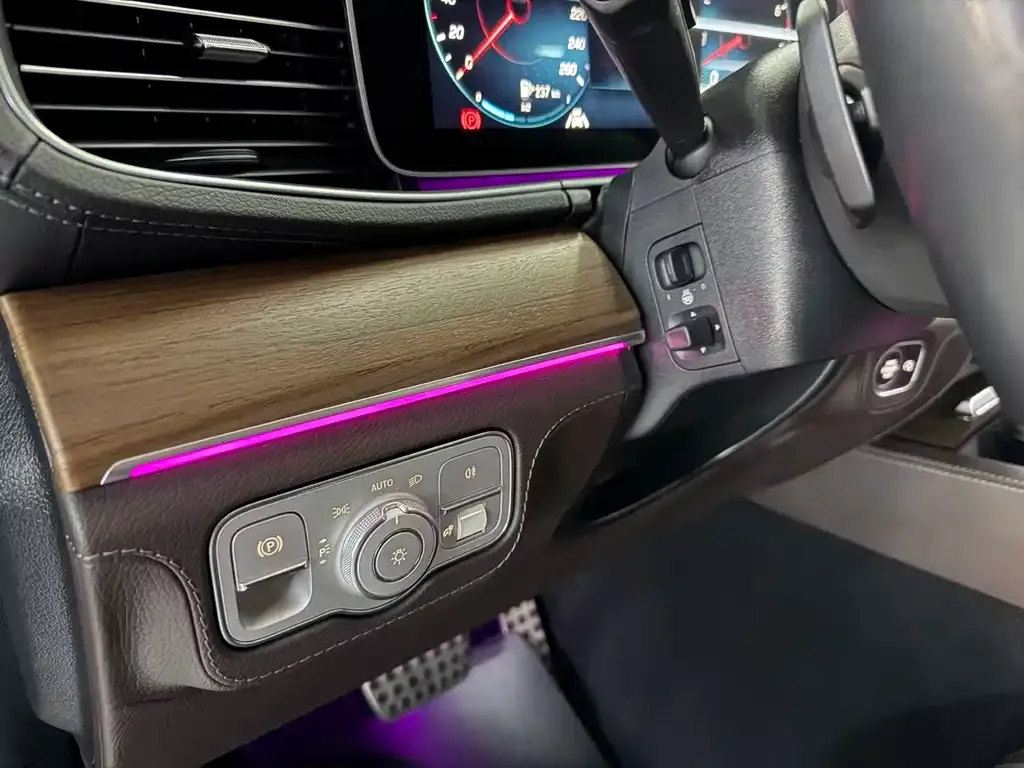 Mercedes-Benz GLS 2023 из CN, фото 8