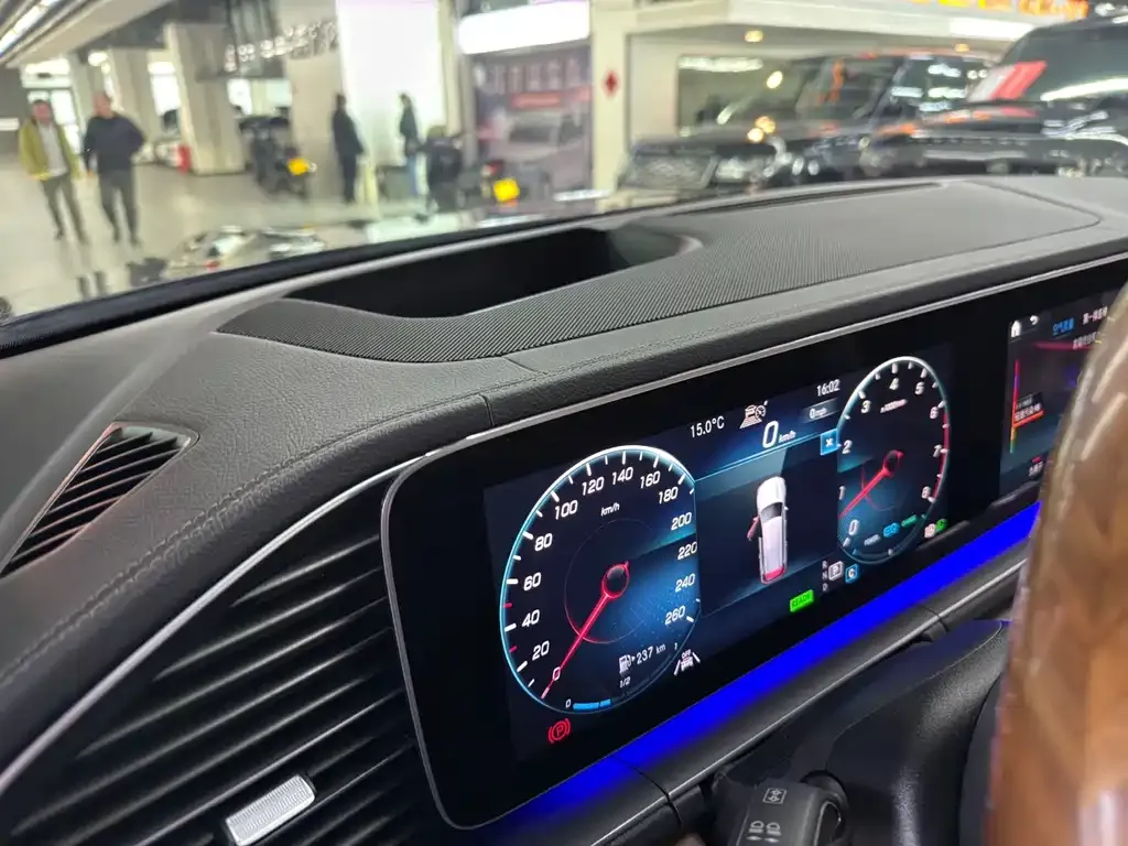 Mercedes-Benz GLS 2023 из CN, фото 6