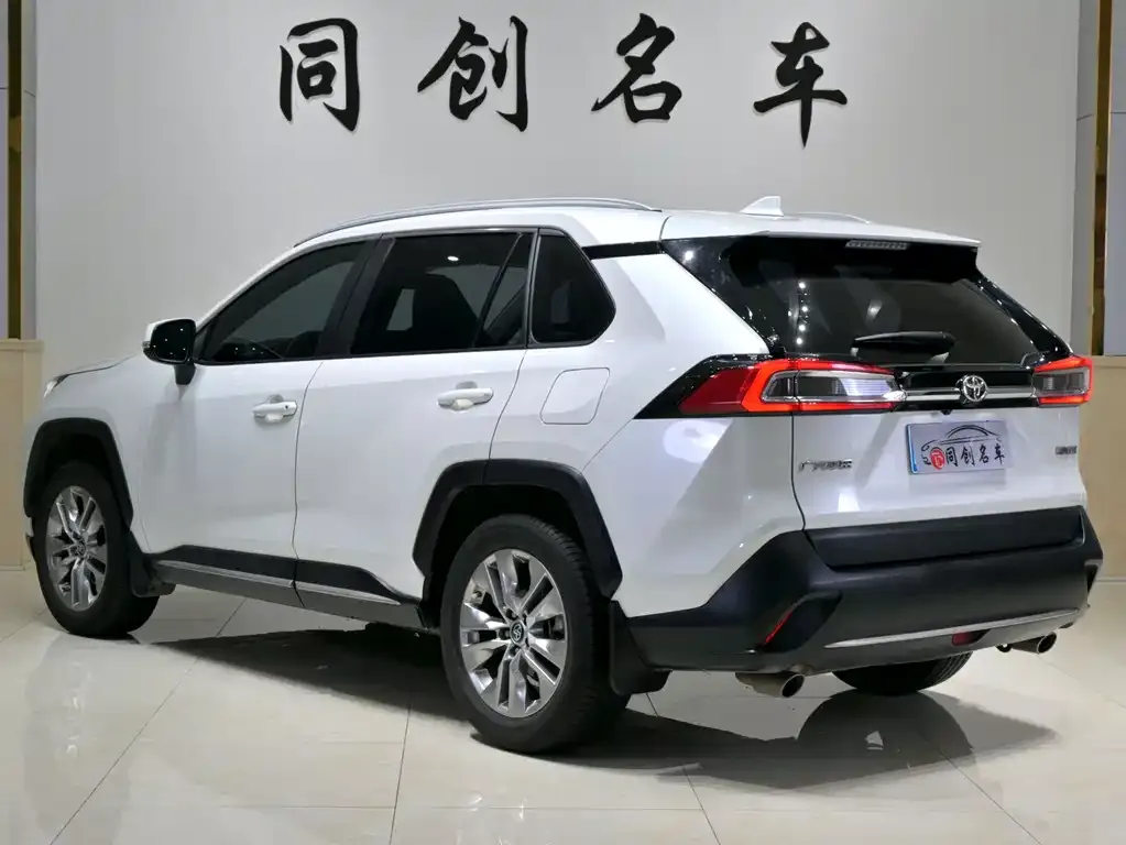 Toyota Wildlander 2022 из CN, фото 7