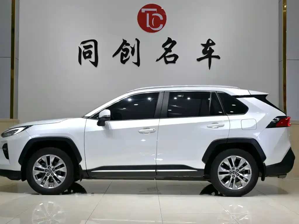 Toyota Wildlander 2022 из CN, фото 10