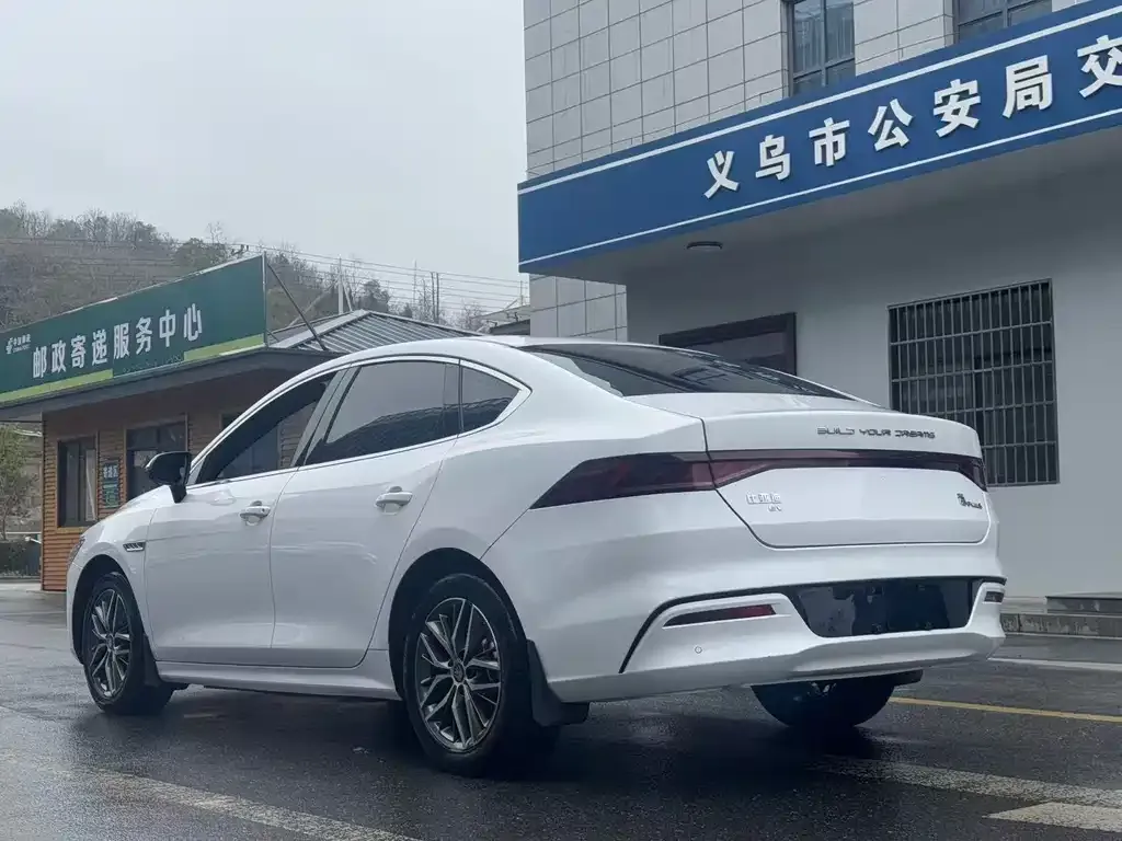 BYD Qin PLUS — фото 10