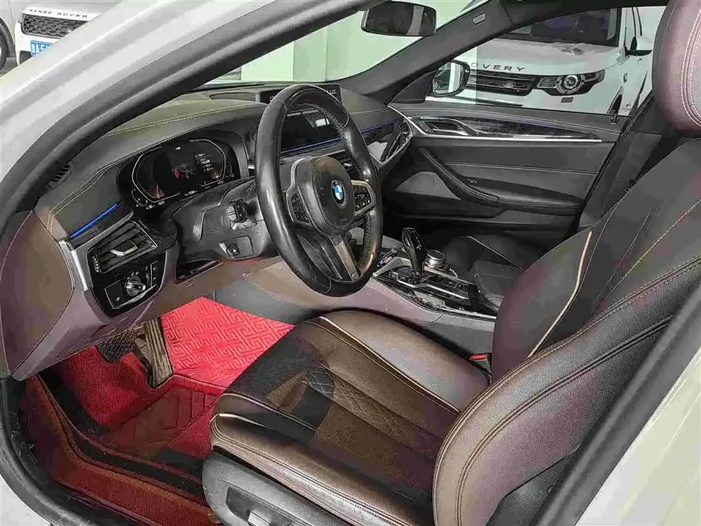 BMW 5 Series — фото 10