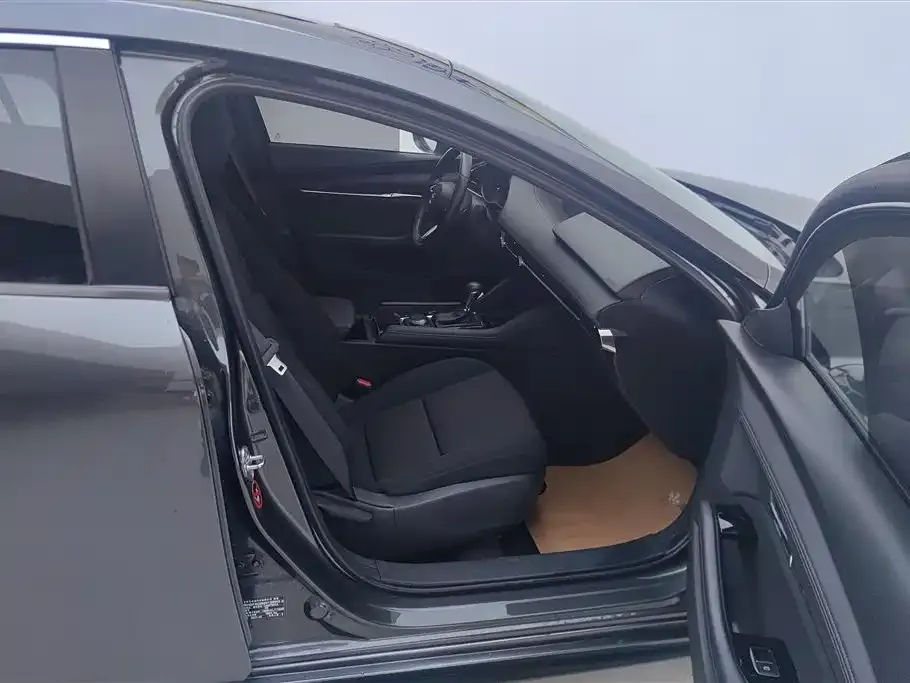 Mazda 3 Axela 2021 из CN, фото 5