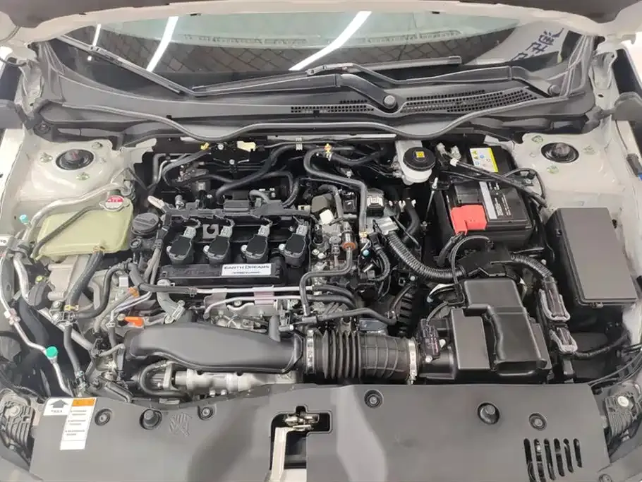 Honda Civic — фото 10