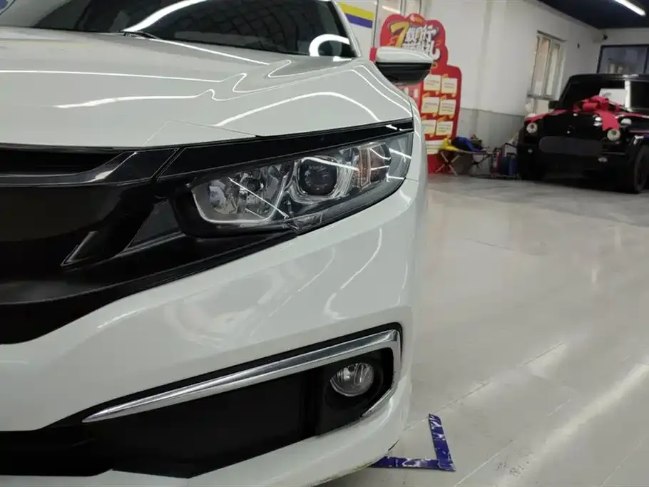Honda Civic — фото 7