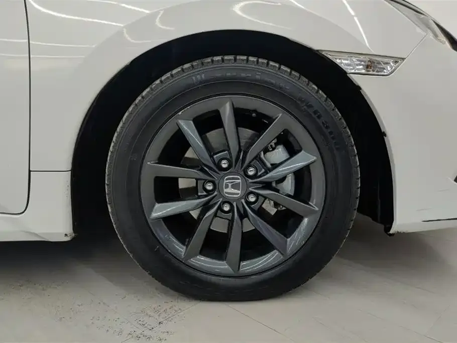 Honda Civic — фото 5