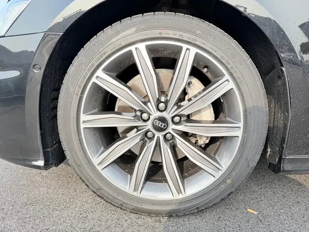 Audi A6L 2023 из CN, фото 8