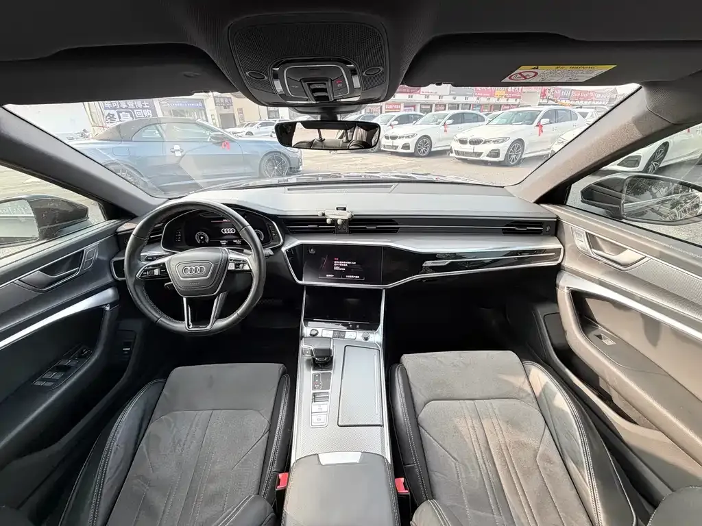 Audi A6L 2023 из CN, фото 5