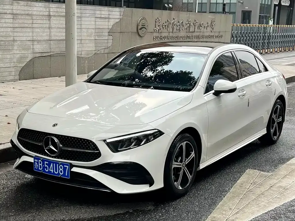 Mercedes-Benz A-Class — фото 1