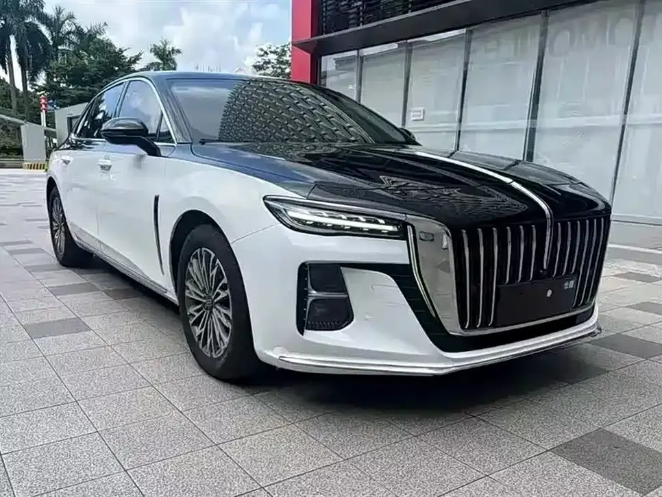 Hongqi H5 — фото 9