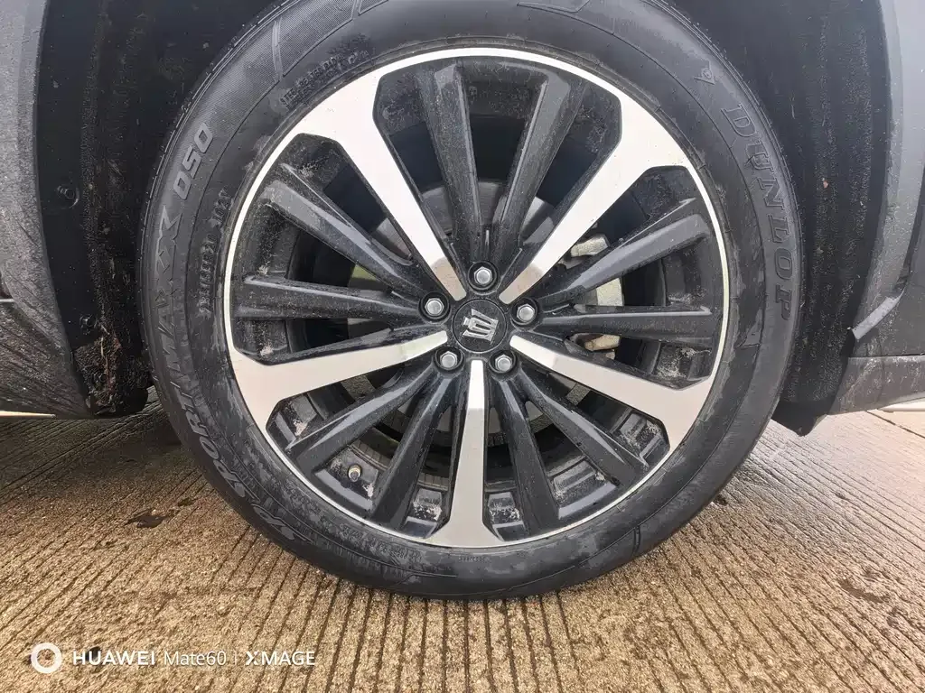 Toyota Crown Kluger 2023 из CN, фото 6