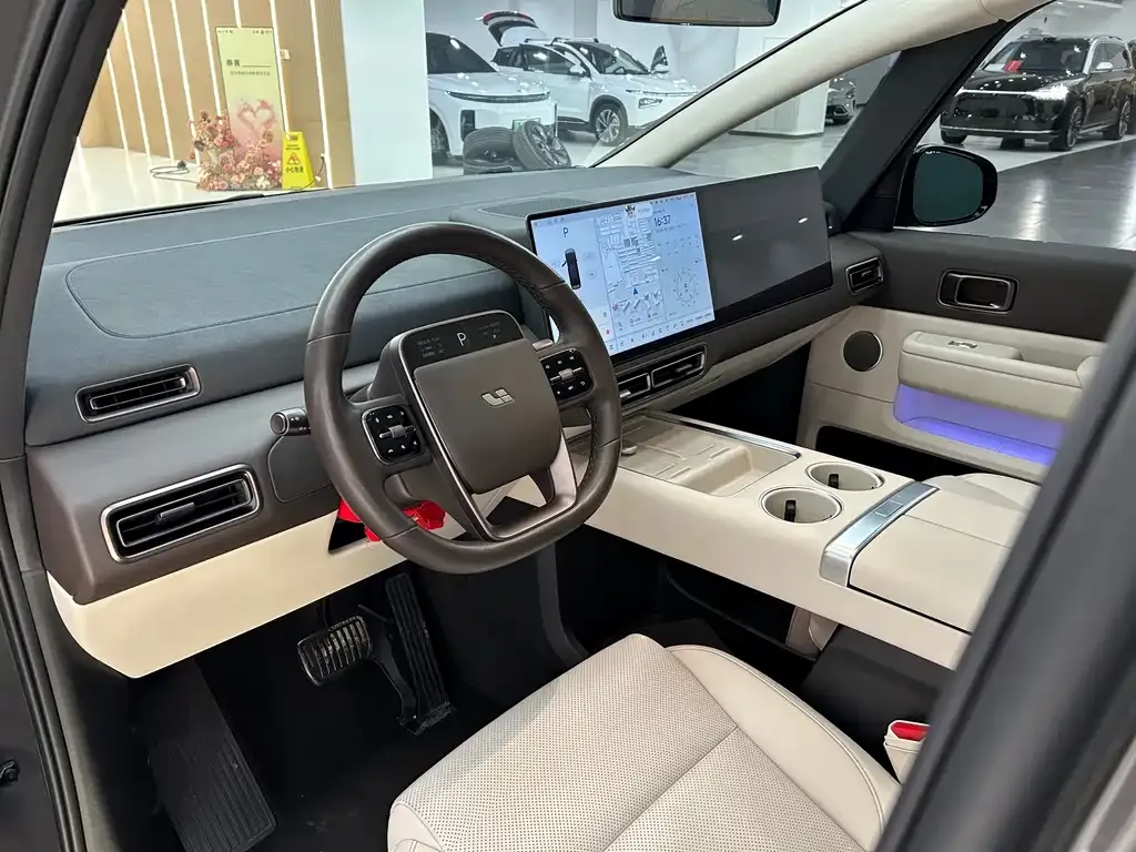 Li Auto Li MEGA 2024 из CN, фото 5