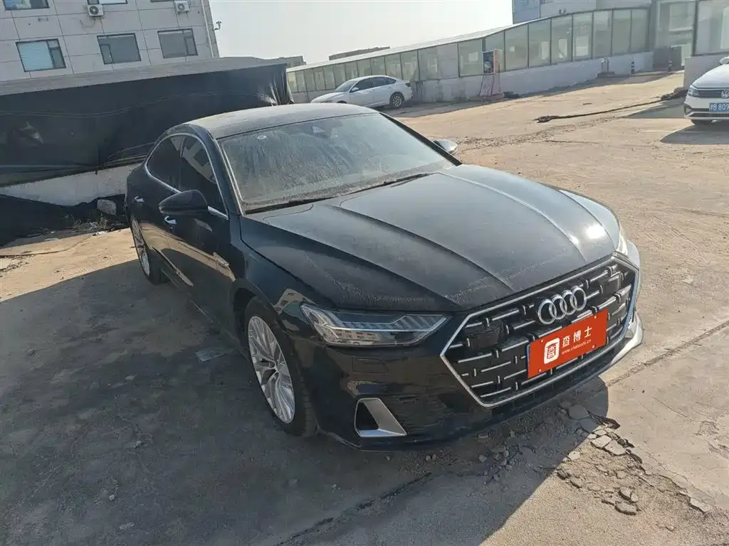 Audi A7L 2024 из CN, фото 1