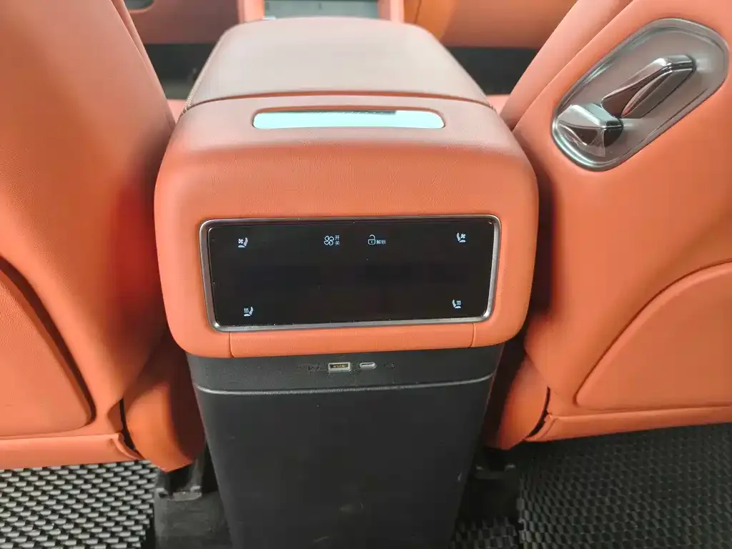 BYD Tang L 2026 из CN, фото 4