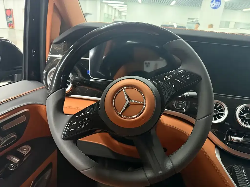 Mercedes-Benz Vito 2025 из CN, фото 6