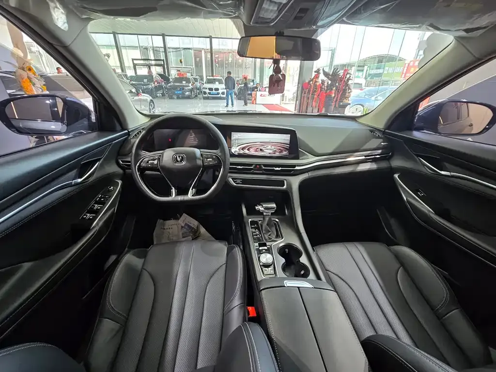 Changan CS75PLUS — фото 2