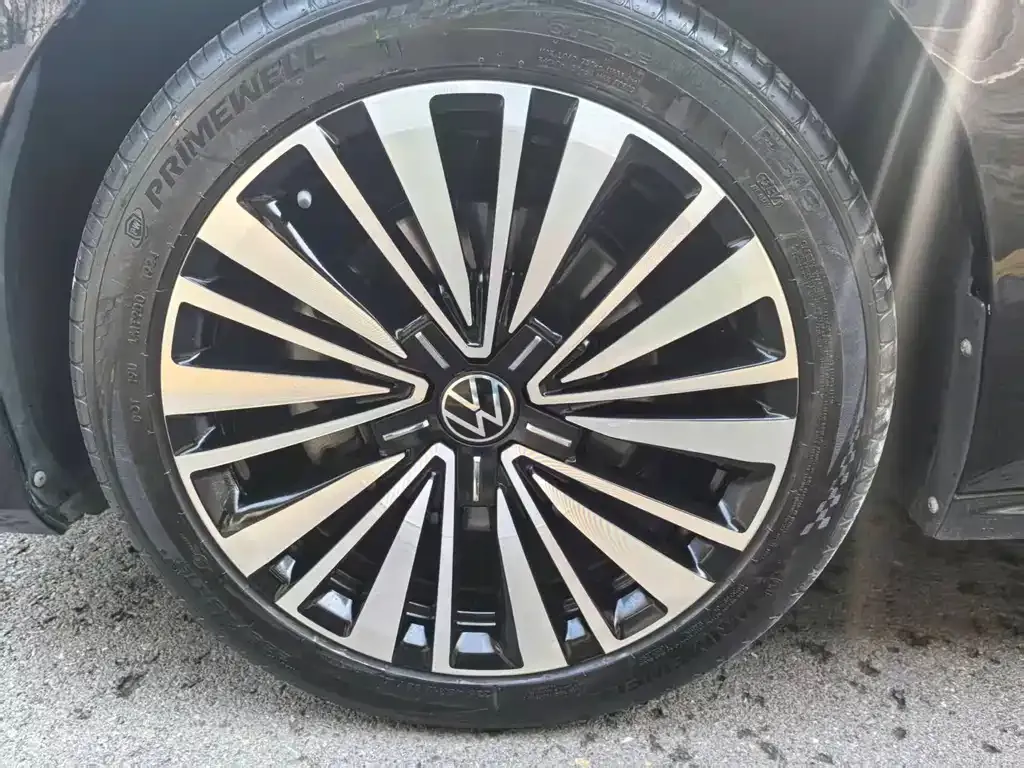 Volkswagen Passat — фото 3