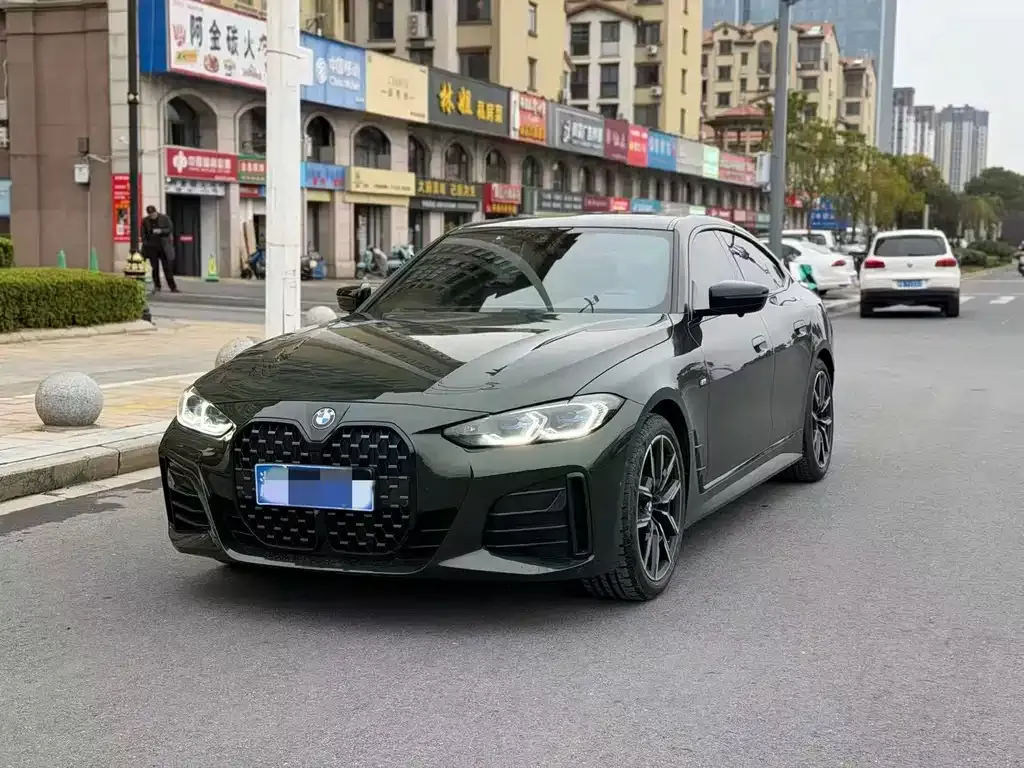 BMW 4 Series 2022 из CN, фото 1