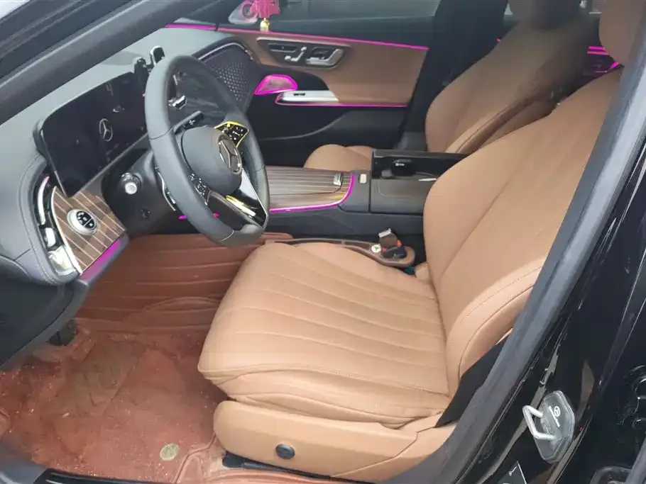 Mercedes-Benz E-Class 2024 из CN, фото 2