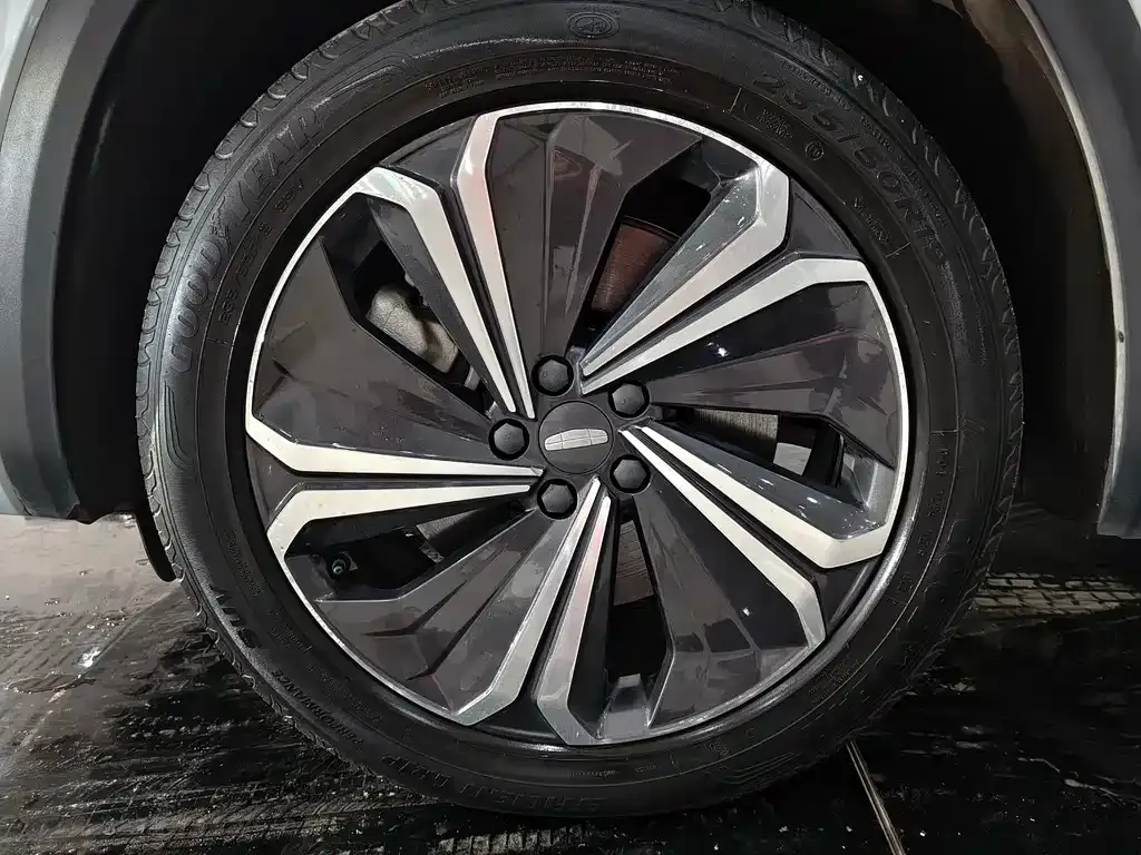 Geely Xingyue L EREV 2023 из CN, фото 6