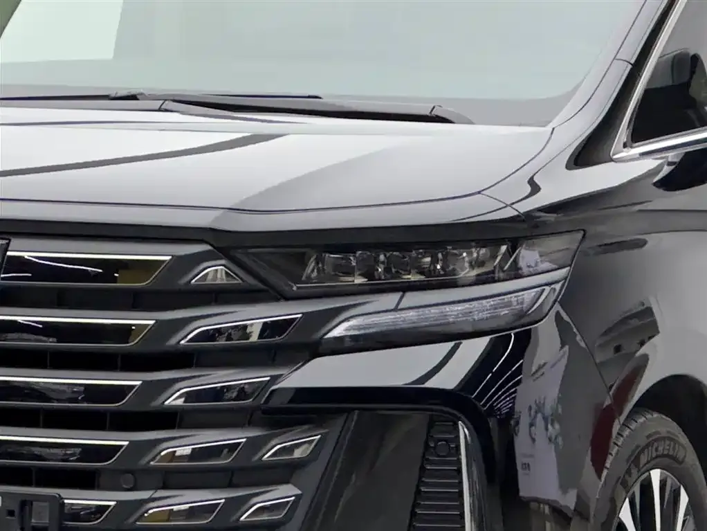 Toyota Vellfire 2023 из CN, фото 9
