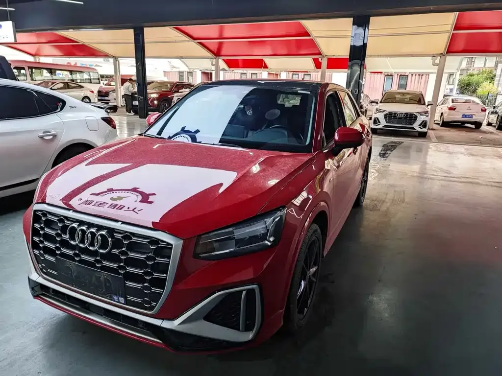 Audi Q2L 2022 из CN, фото 1