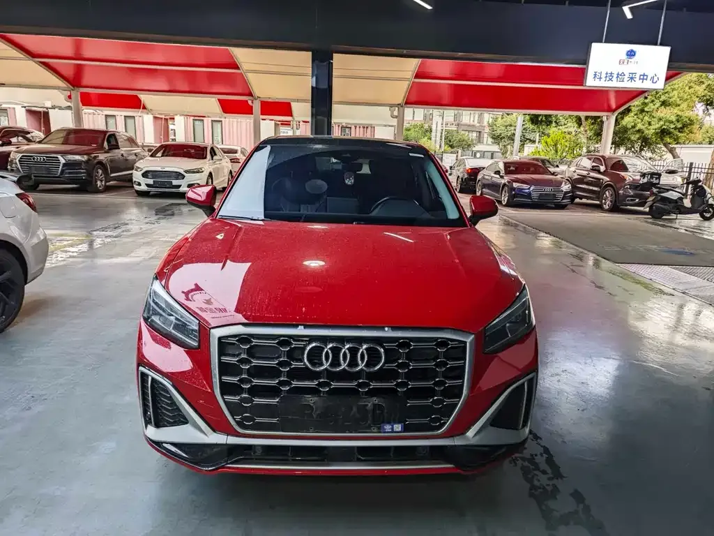 Audi Q2L 2022 из CN, фото 7