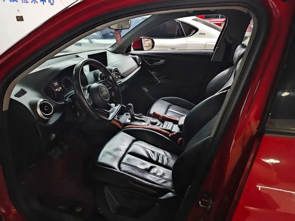 Audi Q2L 2022 из CN, фото 9