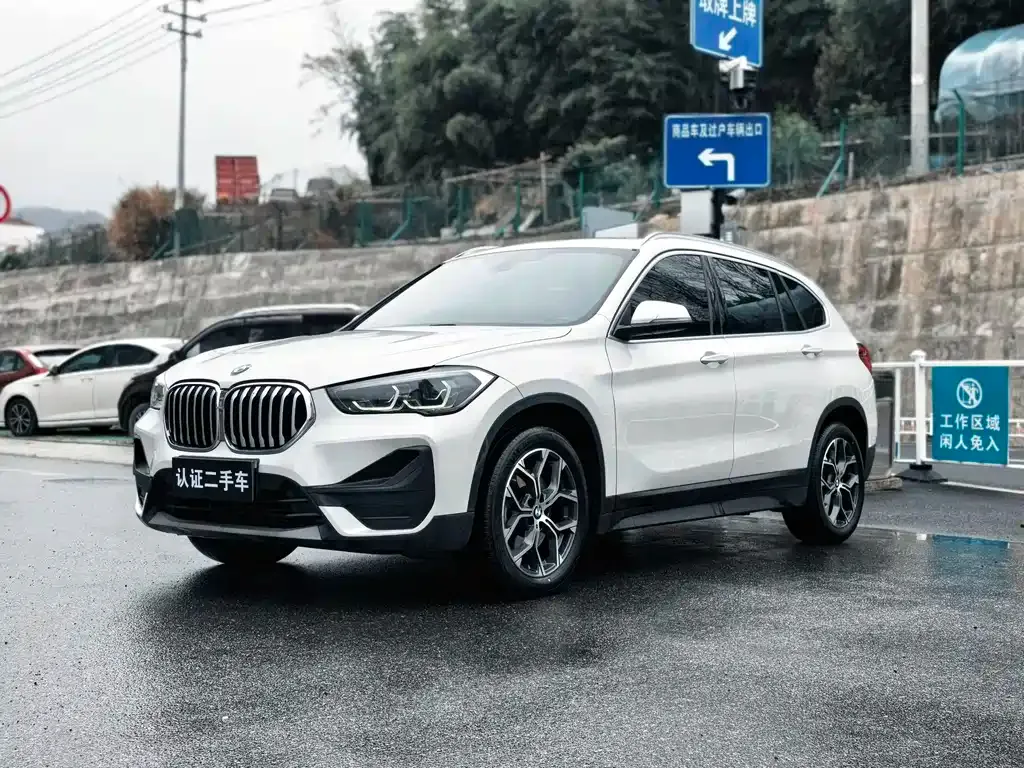 BMW X1 2021 из CN, фото 1