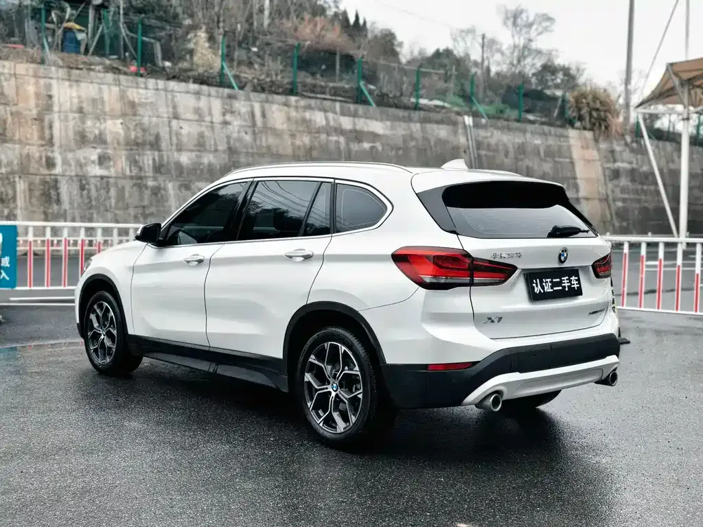 BMW X1 2021 из CN, фото 4
