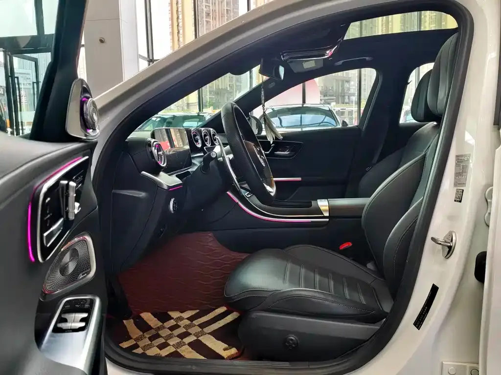 Mercedes-Benz C-Class 2023 из CN, фото 4