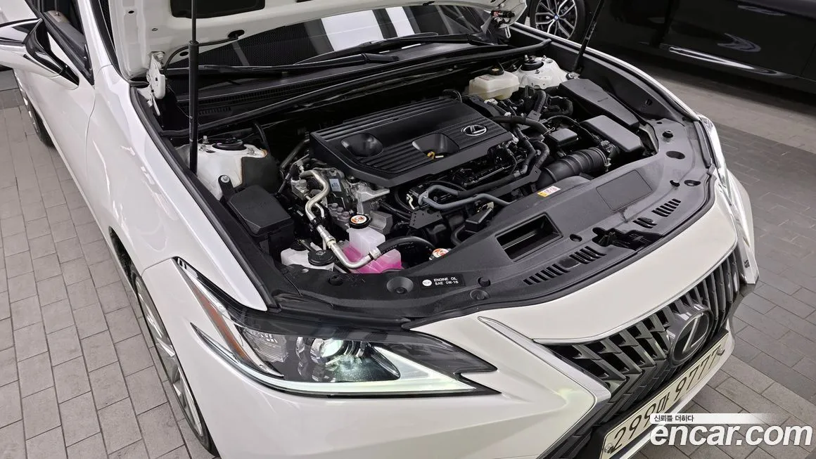 Lexus ES 2023 из KR, фото 2