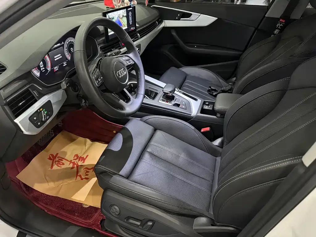 Audi A4L 2022 из CN, фото 9