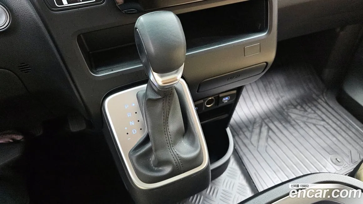 Hyundai Staria — фото 4