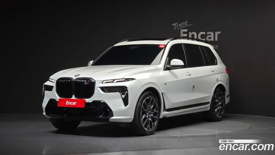 BMW X7 — фото 1