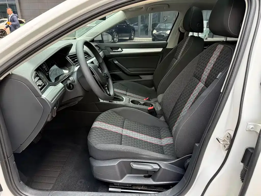 Volkswagen Lamando 2022 из CN, фото 10