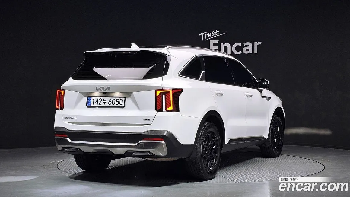 Kia Sorento — фото 8