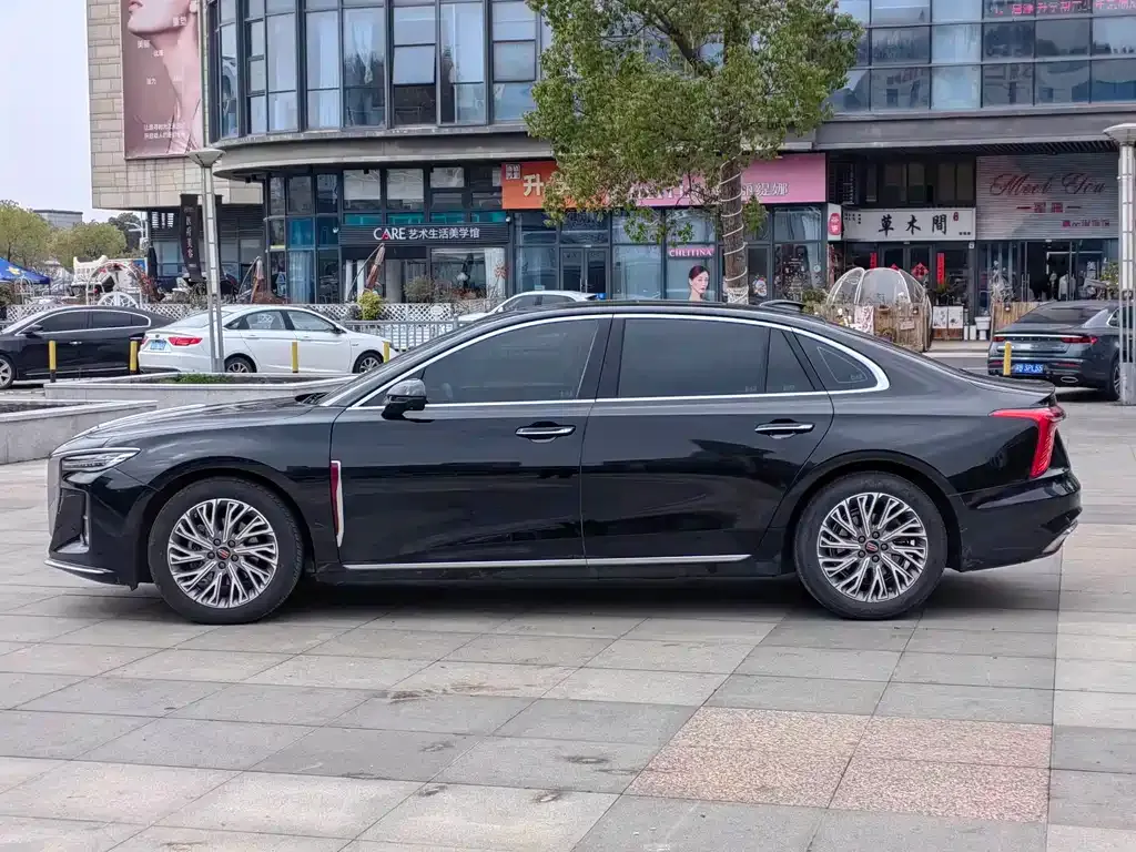 Hongqi H5 — фото 4