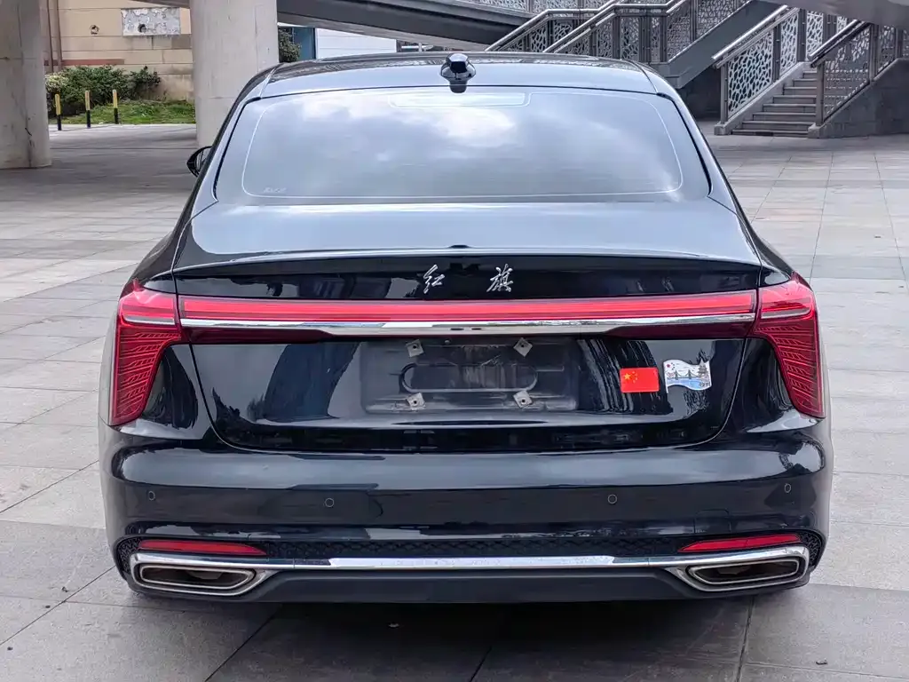 Hongqi H5 — фото 2