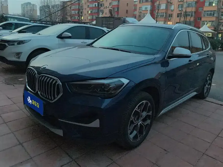 BMW X1 — фото 1