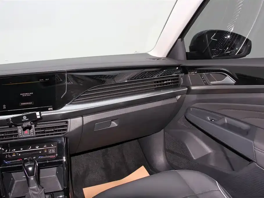 Volkswagen Passat — фото 5